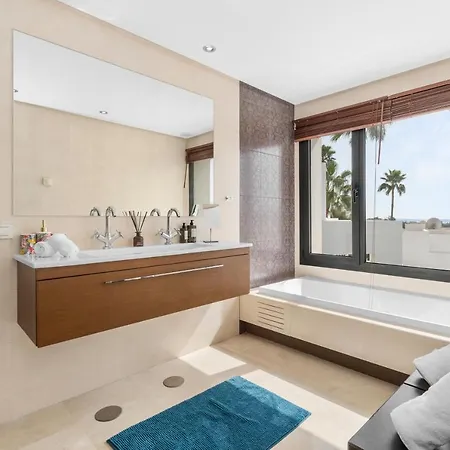 Διαμέρισμα Newly Built 4 Bdrm Stunning With Pool